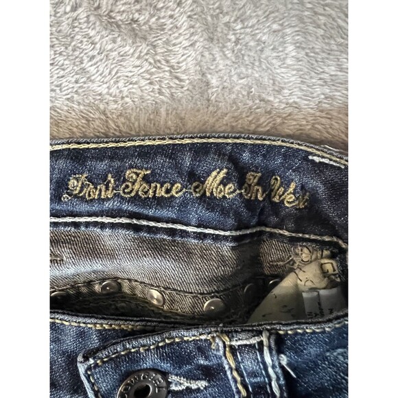 Cowgirl Tuff Western Jeans Women’s Size 26 Low Rise Raw Hem Straight Leg Studded - Picture 4 of 11